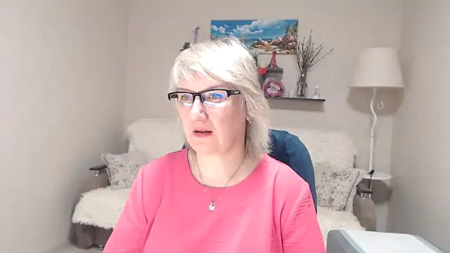 FleurMays online show from April 18, 3:54 am