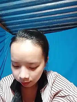 Snapshot of Baby2903 chatting on December 6, 12:05 pm Baby2903 online show from December 6, 12:05 pm