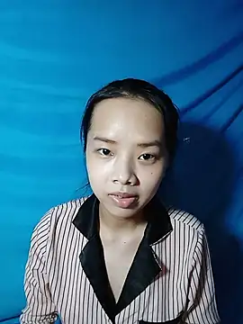 Snapshot of Baby2903 chatting on December 12, 1:28 pm Baby2903 online show from December 12, 1:28 pm