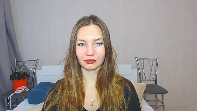 Snapshot of Goddess_Squirt_ chatting on December 28, 5:44 am Goddess Squirt online show from December 28, 5:44 am