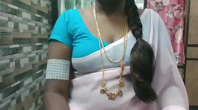 Hot akshara online show from December 2, 3:25 pm