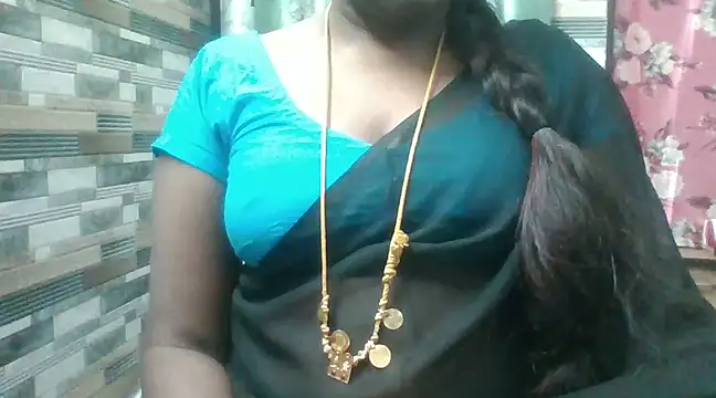 Hot akshara online show from December 6, 7:23 pm