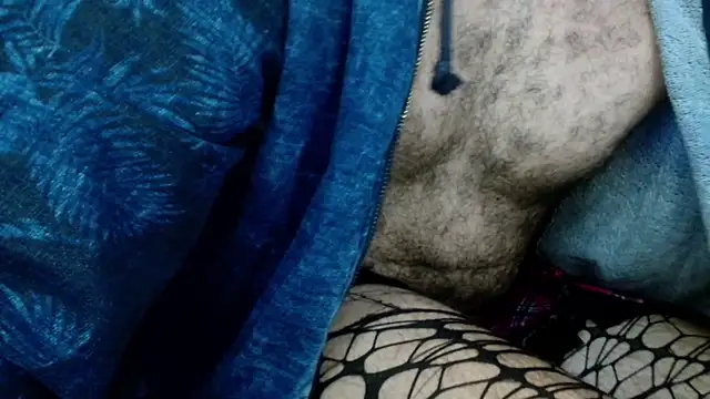 Snapshot of Gigadickman chatting on December 2, 7:58 am Gigadickman online show from December 2, 7:58 am