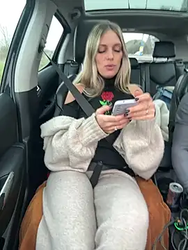 Lydie off online show from February 15, 3:50 pm