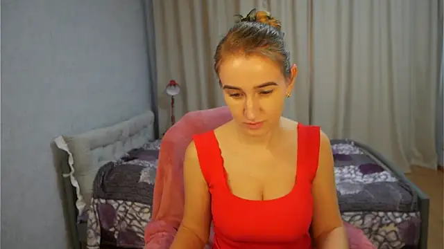 Sophiloren online show from December 18, 11:16 am