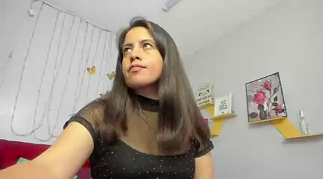 kathina giraldo online show from February 8, 7:27 pm