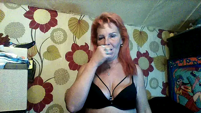 CassandraSandra44 online show from March 25, 7:09 pm