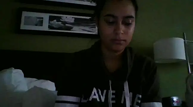 cinnaminnie online show from January 13, 8:58 pm