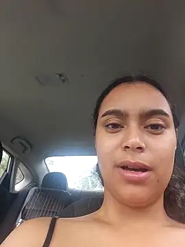 cinnaminnie online show from March 8, 2:51 pm