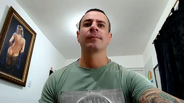 Snapshot of nicolay_74 chatting on November 6, 3:02 pm nicolay 74 online show from November 6, 3:02 pm