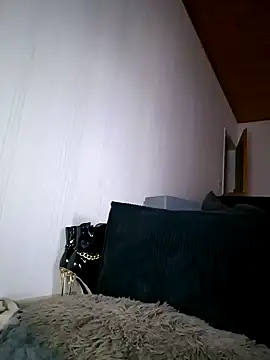 Snapshot of Jujuicy_97 chatting on January 29, 9:55 am Jujuicy 97 online show from January 29, 9:55 am