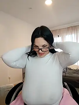 Snapshot of Jujuicy_97 chatting on September 27, 3:17 pm Jujuicy 97 online show from September 27, 3:17 pm