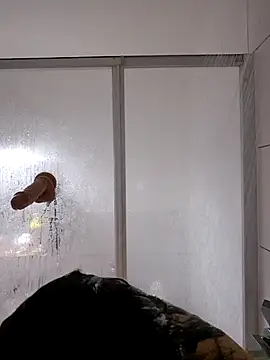 Snapshot of Jujuicy_97 chatting on November 13, 7:40 am Jujuicy 97 online show from November 13, 7:40 am