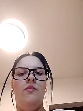 Snapshot of Jujuicy_97 chatting on January 12, 4:56 pm Jujuicy 97 online show from January 12, 4:56 pm