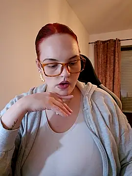 Snapshot of Jujuicy_97 chatting on March 1, 8:11 pm Jujuicy 97 online show from March 1, 8:11 pm