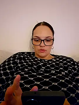 Jujuicy 97 online show from April 15, 6:37 pm