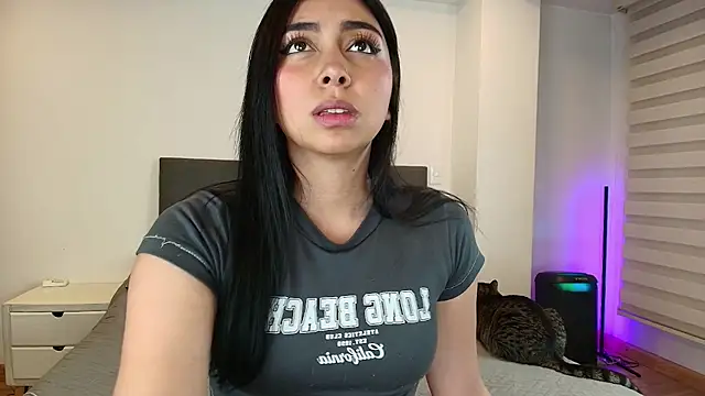 Snapshot of Lania_spencer2 chatting on November 15, 2:53 am Lania spencer2 online show from November 15, 2:53 am