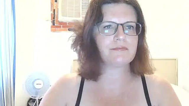 CrimsonMistress online show from April 7, 10:53 pm