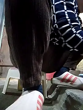 JasminePham online show from December 27, 1:00 am