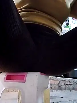 JasminePham online show from February 4, 7:07 am