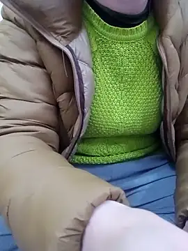 JasminePham online show from February 12, 7:02 am