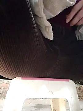 JasminePham online show from March 4, 1:23 am