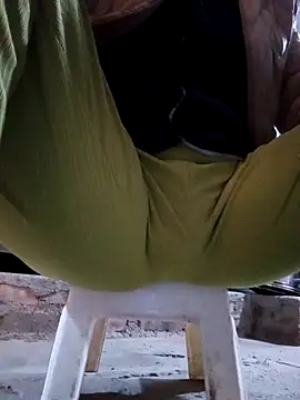 JasminePham online show from March 19, 1:32 am