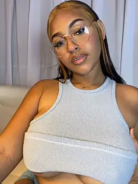 MaverickGray online show from February 10, 11:02 pm