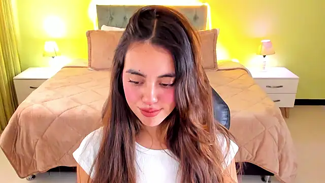 Snapshot of _Charlotte_evans_1 chatting on September 17, 7:37 pm Charlotte evans 1 online show from September 17, 7:37 pm