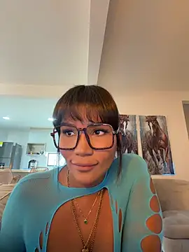 Snapshot of Jessie-pradoo chatting on June 1, 9:27 pm Jessie-pradoo online show from June 1, 9:27 pm