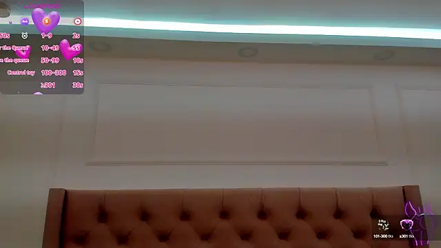 Snapshot of mia_schwarz chatting on September 8, 9:58 pm mia schwarz online show from September 8, 9:58 pm