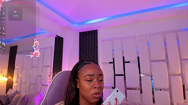 Snapshot of mia_schwarz chatting on November 8, 3:18 am mia schwarz online show from November 8, 3:18 am