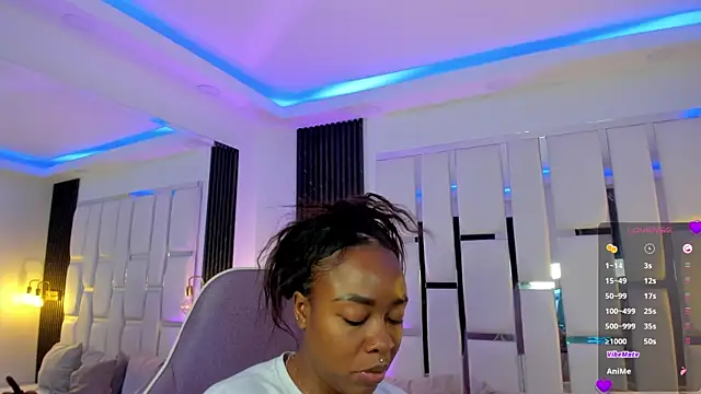 Snapshot of mia_schwarz chatting on November 9, 8:29 pm mia schwarz online show from November 9, 8:29 pm