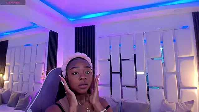 Snapshot of mia_schwarz chatting on November 12, 10:09 pm mia schwarz online show from November 12, 10:09 pm