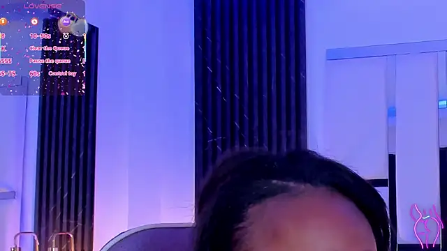 Snapshot of mia_schwarz chatting on November 17, 8:47 pm mia schwarz online show from November 17, 8:47 pm