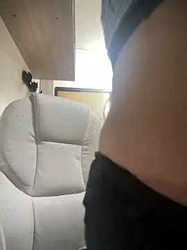 Kharla Marin online show from November 10, 10:31 pm