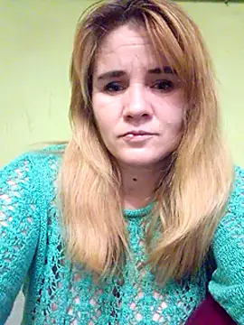 SannyMILF online show from December 6, 7:54 am