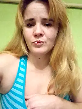 SannyMILF online show from December 8, 1:14 pm