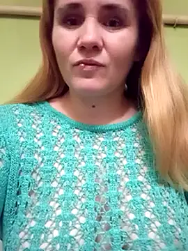 SannyMILF online show from December 16, 2:49 pm