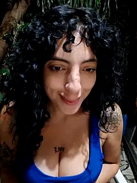 Snapshot of Sweet-diamondxxx chatting on November 1, 2:35 am Sweet-diamondxxx online show from November 1, 2:35 am