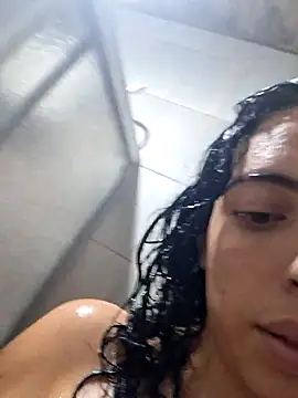 Snapshot of Sweet-diamondxxx chatting on November 24, 9:03 pm Sweet-diamondxxx online show from November 24, 9:03 pm