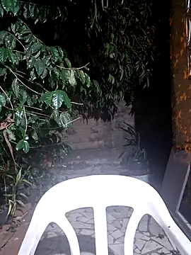 Snapshot of Sweet-diamondxxx chatting on November 30, 2:37 am Sweet-diamondxxx online show from November 30, 2:37 am