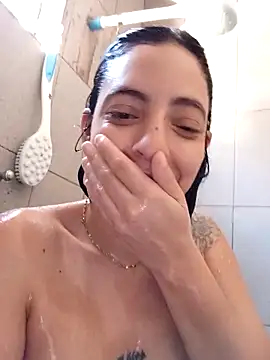 Sweet-diamondxxx online show from March 16, 2:21 pm