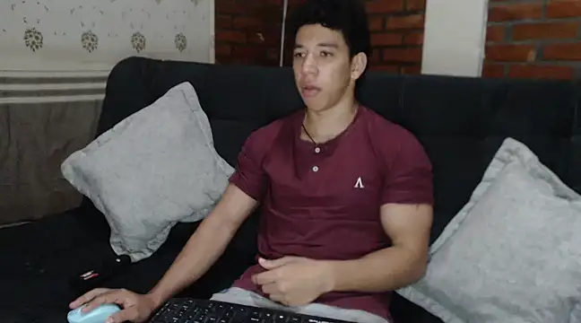 ethan noir online show from January 2, 5:46 am