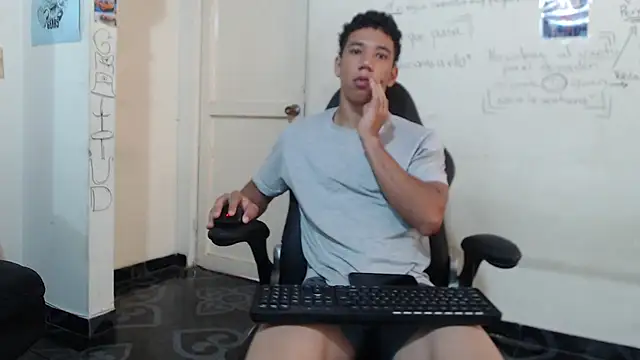 ethan noir online show from February 2, 2:38 pm