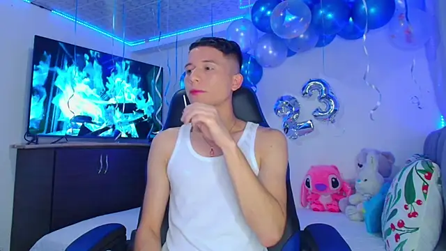 bryamer 19 online show from January 13, 1:56 am