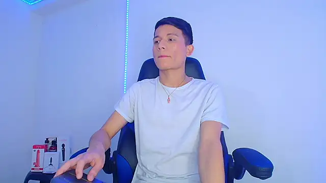 bryamer 19 online show from March 13, 5:43 am