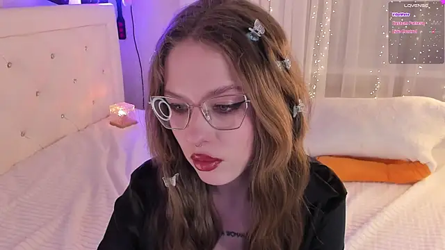 Natural pussy online show from March 18, 6:37 pm