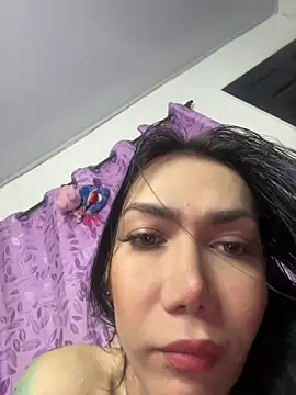 hellendollxxx online show from April 18, 8:40 am