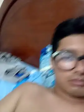 Chiquisijotis online show from February 22, 1:18 am